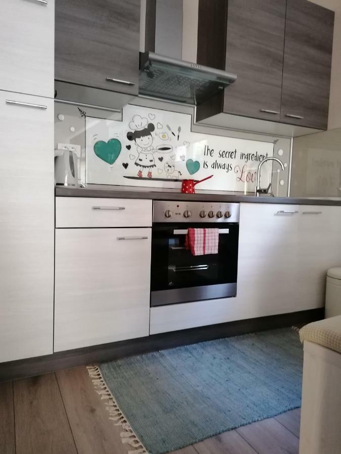 Apartman Luna Шибеник Экстерьер фото